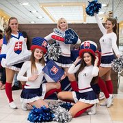 Žijeme hokejom - 60843058_2214061305309958_5325594936907661312_o